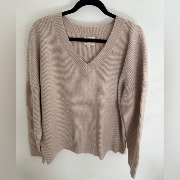 THREAD & SUPPLY LARGE OATMEAL V NECK SWEATER - Picture 3 of 3